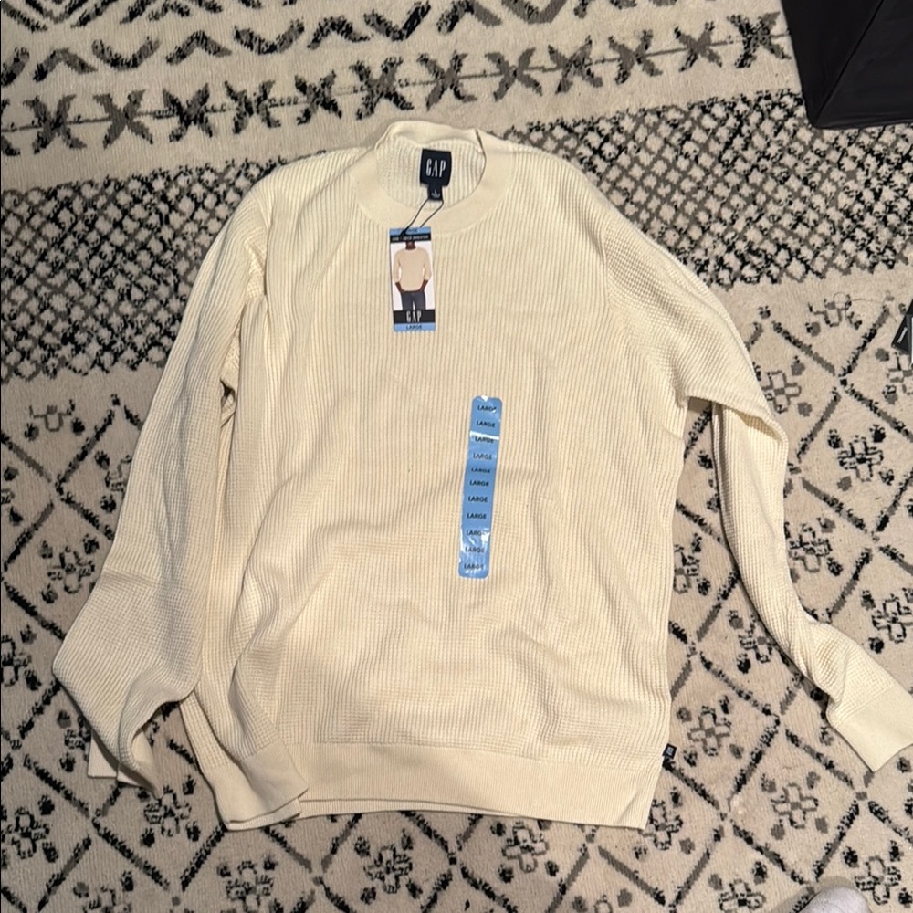 GAP Cream Crewneck Sweater